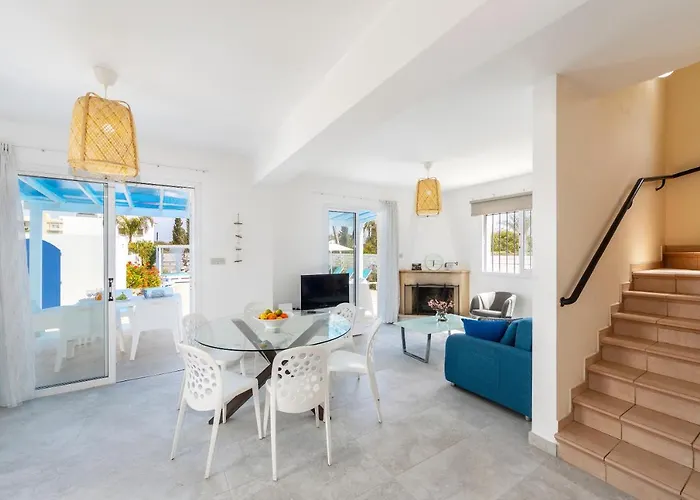 Fig Tree Bay 4 فيلة