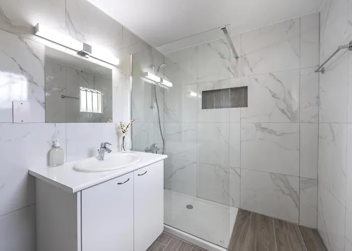 Fig Tree Bay 4 بروتاراس