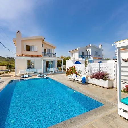 Villa Fig Tree Bay 4 *