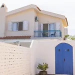 Fig Tree Bay 4 *