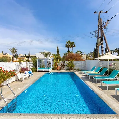 Villa Fig Tree Bay 4 *