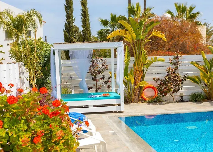 Villa Fig Tree Bay 4 *