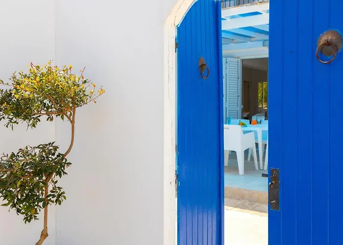 Villa Fig Tree Bay 4