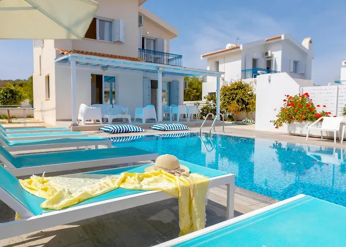 Fig Tree Bay 4 Villa Protaras