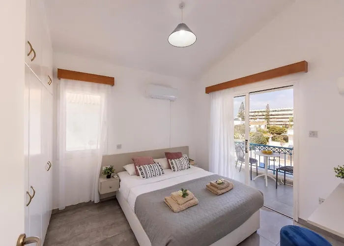 Fig Tree Bay 4 Villa