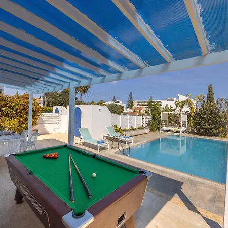 Vila Fig Tree Bay 4 Protaras