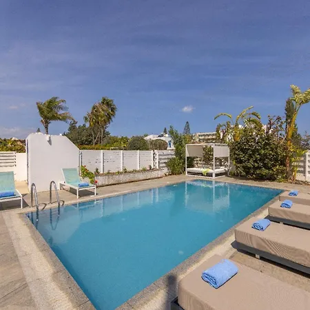 Vila Fig Tree Bay 4 *